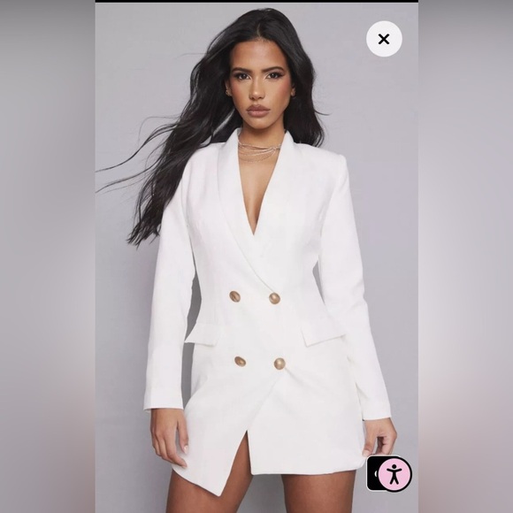 Pretty Little Things White Blazer Dress Gold Buttons, Size 8 - Picture 12 of 15